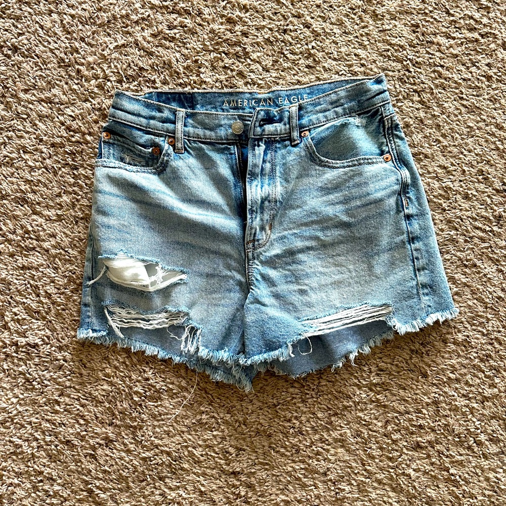 AE boyfriend shorts